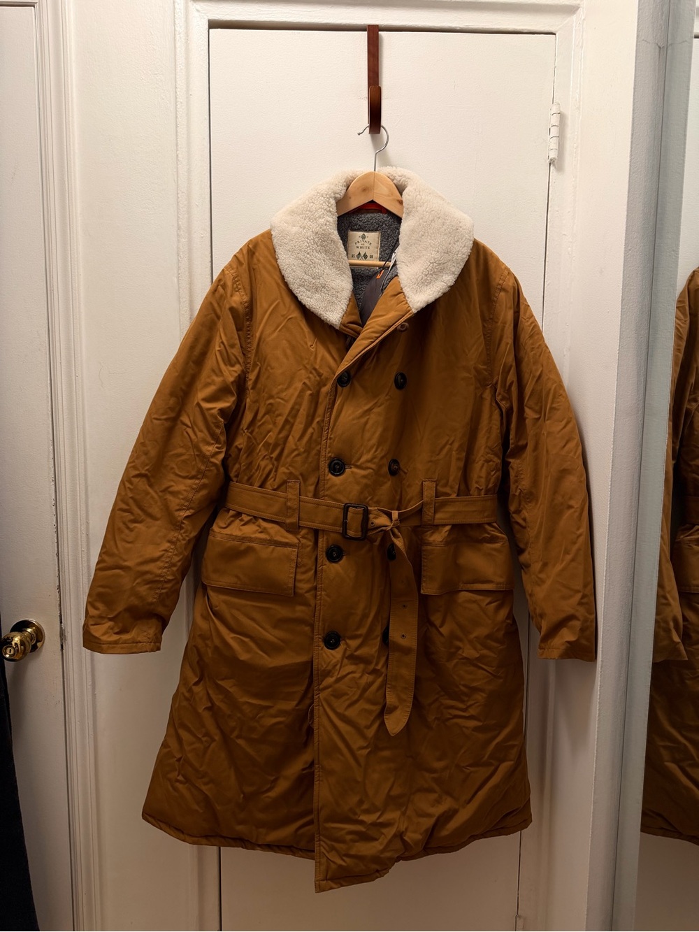 Private White Todd Snyder Tan Trench Coat with White Sherpa Collar size L Jeep - Picture 3 of 13